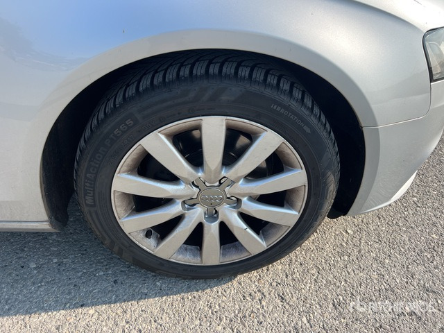 2009 Audi A4 Automobile - Automobil: obrázok 5 2009 Audi A4 Automobile - Automobil: obrázok 5
