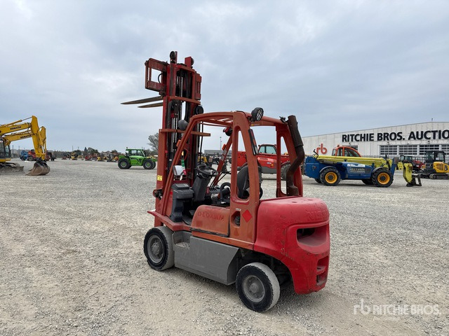 2009 Nissan Y1D2A250 2250 kg Forklift - Dieselový vysokozdvižný vozík: obrázok 2 2009 Nissan Y1D2A250 2250 kg Forklift - Dieselový vysokozdvižný vozík: obrázok 2