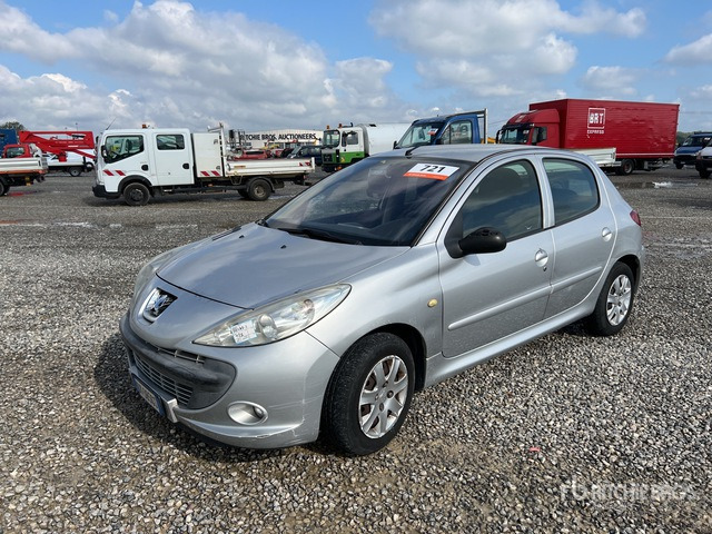 2009 Peugeot 206 Automobile - Automobil: obrázok 2 2009 Peugeot 206 Automobile - Automobil: obrázok 2