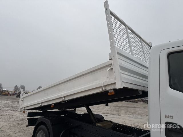 2009 Renault Maxity 4x2 Dump Truck: Light Duty - Sklápač: obrázok 5 2009 Renault Maxity 4x2 Dump Truck: Light Duty - Sklápač: obrázok 5