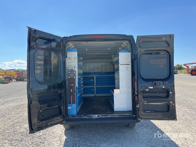 2010 Fiat Ducato 160 Mjt Autocarro furgonato - Furgon: obrázok 4 2010 Fiat Ducato 160 Mjt Autocarro furgonato - Furgon: obrázok 4