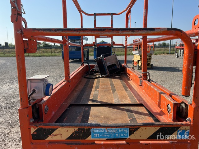2011 Iteco IT8290 Electric Scissor Lift - Samohybná plošiny: obrázok 5 2011 Iteco IT8290 Electric Scissor Lift - Samohybná plošiny: obrázok 5