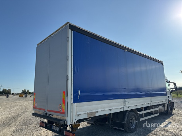 2011 Iveco Eurocargo 160E28 4x2 Curtain Side Truck - Plachtové nákladné vozidlo: obrázok 5 2011 Iveco Eurocargo 160E28 4x2 Curtain Side Truck - Plachtové nákladné vozidlo: obrázok 5
