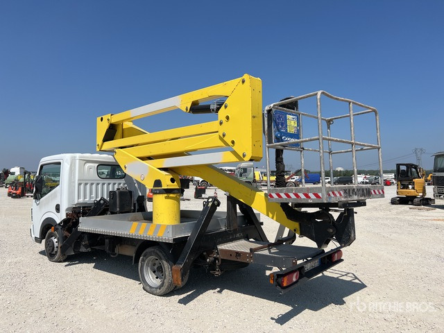 2011 Renault 2011 Socage DA320 20 m on (Inop ... Bucket Truck - Automobilová plošina: obrázok 4 2011 Renault 2011 Socage DA320 20 m on (Inop ... Bucket Truck - Automobilová plošina: obrázok 4