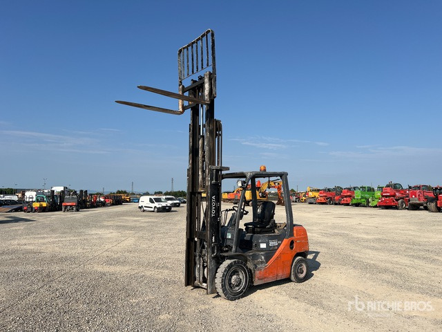 2012 Toyota 02-8FDF25 2500 kg Forklift - Vysokozdvižný vozík: obrázok 2 2012 Toyota 02-8FDF25 2500 kg Forklift - Vysokozdvižný vozík: obrázok 2