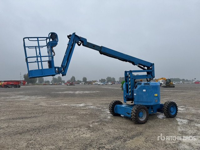 2014 Genie Z-34/22 Diesel Articulating Boom Lift - Kĺbová pracovná plošina: obrázok 2 2014 Genie Z-34/22 Diesel Articulating Boom Lift - Kĺbová pracovná plošina: obrázok 2