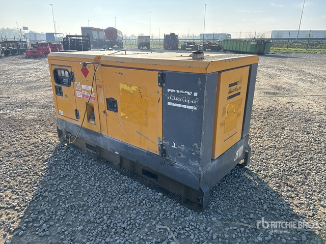 2015 Atlas Copco QAS40 40 kVA Generator Set - Elektrický generátor: obrázok 1 2015 Atlas Copco QAS40 40 kVA Generator Set - Elektrický generátor: obrázok 1