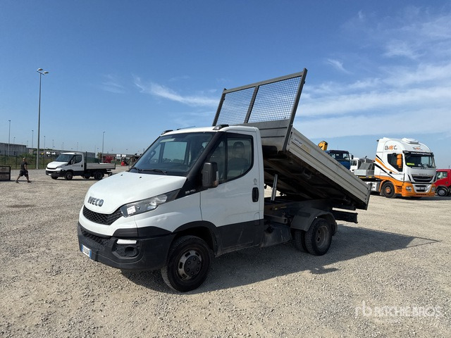 2015 Iveco Daily 35-110 Autocarro ribaltabile: carichi leggeri - Dodávka sklápač: obrázok 2 2015 Iveco Daily 35-110 Autocarro ribaltabile: carichi leggeri - Dodávka sklápač: obrázok 2