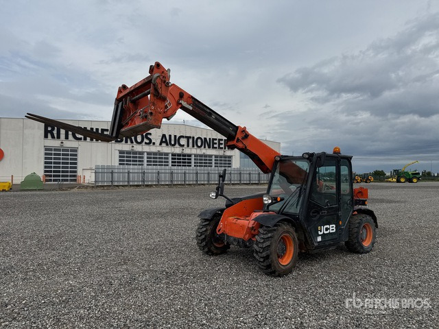 2015 JCB 525-60T4 Sollevatore telescopico - Teleskopický nakladač: obrázok 2 2015 JCB 525-60T4 Sollevatore telescopico - Teleskopický nakladač: obrázok 2