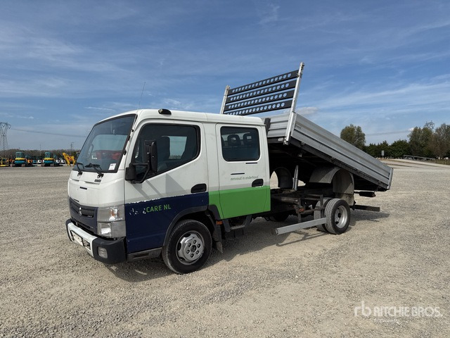 2015 Mitsubishi Canter Crew Cab Dump Truck: Light Duty - Sklápač: obrázok 1 2015 Mitsubishi Canter Crew Cab Dump Truck: Light Duty - Sklápač: obrázok 1