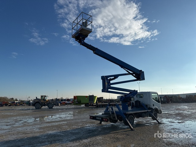2016 Nissan Cabstar 35.12 2016 Socage DA324 24 m on Bucket Truck - Automobilová plošina: obrázok 3 2016 Nissan Cabstar 35.12 2016 Socage DA324 24 m on Bucket Truck - Automobilová plošina: obrázok 3