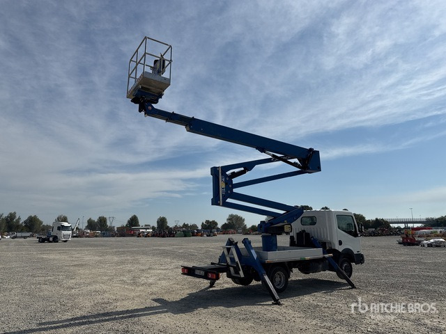2016 Nissan Cabstar 35.12 2016 Socage DA324 EU5B 24 m on Bucket Truck - Automobilová plošina: obrázok 4 2016 Nissan Cabstar 35.12 2016 Socage DA324 EU5B 24 m on Bucket Truck - Automobilová plošina: obrázok 4