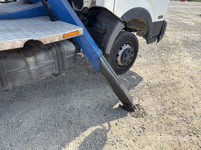 2017 Nissan Cabstar Cabstar 35.12 2017 Socage DA 324 24 m on Bucket Truck - Automobilová plošina: obrázok 5 2017 Nissan Cabstar Cabstar 35.12 2017 Socage DA 324 24 m on Bucket Truck - Automobilová plošina: obrázok 5