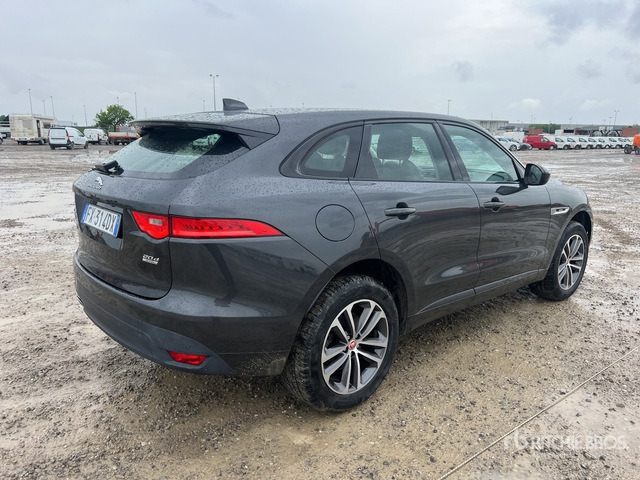 2019 Jaguar F-Pace 2.0D I4 180CV R-SPORT AWD (Inop ... SUV - SUV: obrázok 5 2019 Jaguar F-Pace 2.0D I4 180CV R-SPORT AWD (Inop ... SUV - SUV: obrázok 5