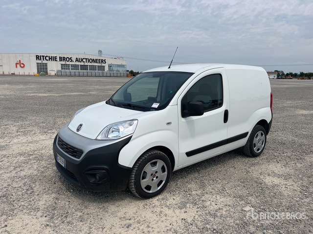 2020 Fiat Fiorino Autocarro furgonato - Malá dodávka: obrázok 2 2020 Fiat Fiorino Autocarro furgonato - Malá dodávka: obrázok 2