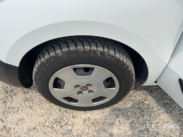 2020 Fiat Fiorino Autocarro furgonato - Malá dodávka: obrázok 5 2020 Fiat Fiorino Autocarro furgonato - Malá dodávka: obrázok 5