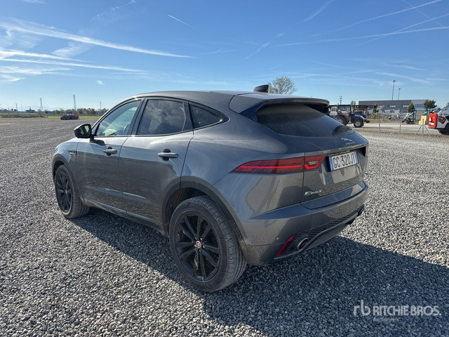 2020 Jaguar E Pace 2.0D I4 CHEQUERED FLAG AUTO 4WD SUV - SUV: obrázok 2 2020 Jaguar E Pace 2.0D I4 CHEQUERED FLAG AUTO 4WD SUV - SUV: obrázok 2