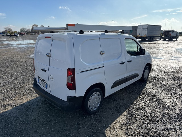 2020 Opel Combo 1.5 100CV EDITION L1 MT6 Van Truck - Skříňový nákladní auto: obrázok 3 2020 Opel Combo 1.5 100CV EDITION L1 MT6 Van Truck - Skříňový nákladní auto: obrázok 3