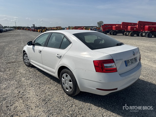 2020 Skoda Octavia Autovettura - Automobil: obrázok 4 2020 Skoda Octavia Autovettura - Automobil: obrázok 4