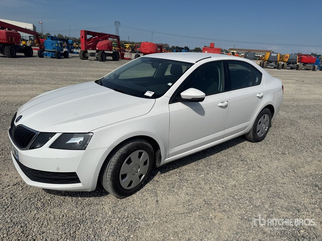 2020 Skoda Octavia Autovettura - Automobil: obrázok 1 2020 Skoda Octavia Autovettura - Automobil: obrázok 1