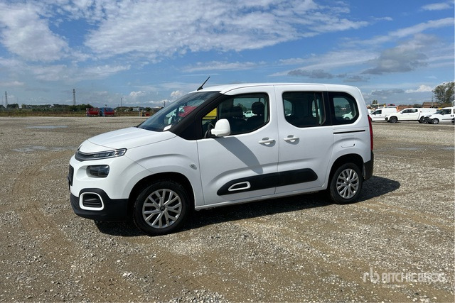 2021 Citroen Berlingo Autocarro furgonato - Malá dodávka: obrázok 1 2021 Citroen Berlingo Autocarro furgonato - Malá dodávka: obrázok 1