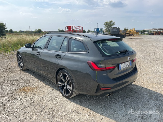 2022 BMW 330D SW XDrive Luxury Touring Auto Station Wagon - Mulčovač: obrázok 3 2022 BMW 330D SW XDrive Luxury Touring Auto Station Wagon - Mulčovač: obrázok 3