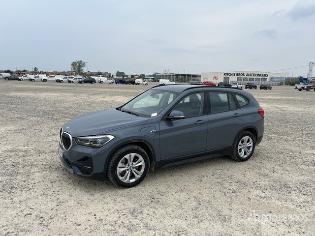 2022 BMW X1 XDRIVE 25E BUSINESS ADVANTAGE SUV - SUV: obrázok 2 2022 BMW X1 XDRIVE 25E BUSINESS ADVANTAGE SUV - SUV: obrázok 2