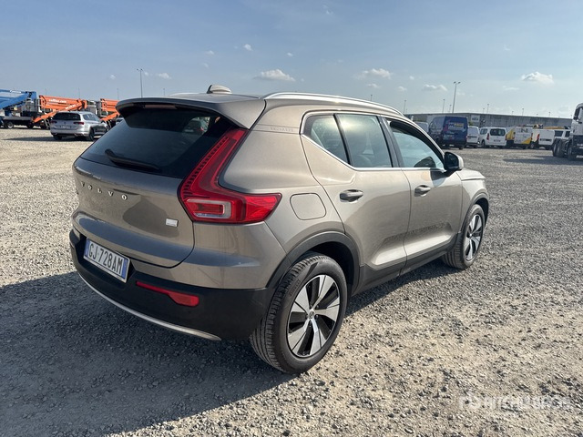 2022 Volvo XC40 T4 PLUG-IN HYBRID AUTO RECH INS ... SUV - SUV: obrázok 3 2022 Volvo XC40 T4 PLUG-IN HYBRID AUTO RECH INS ... SUV - SUV: obrázok 3