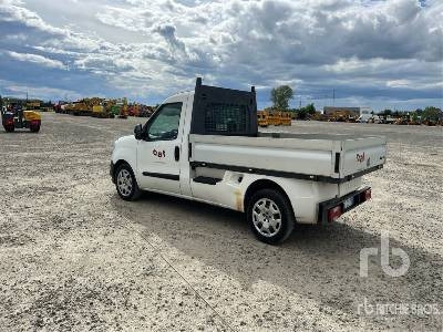 FIAT DOBLO WORKUP - Valníkový/ Plošinový nákladný automobil: obrázok 2 FIAT DOBLO WORKUP - Valníkový/ Plošinový nákladný automobil: obrázok 2