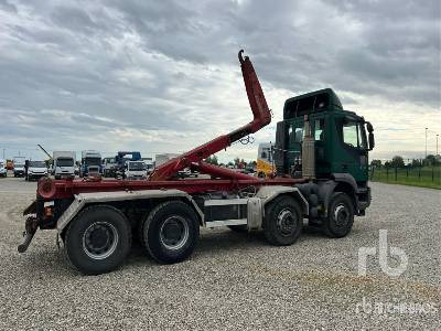 IVECO TRAKKER 480 8x4 - Hákový nosič kontajnerov: obrázok 3 IVECO TRAKKER 480 8x4 - Hákový nosič kontajnerov: obrázok 3