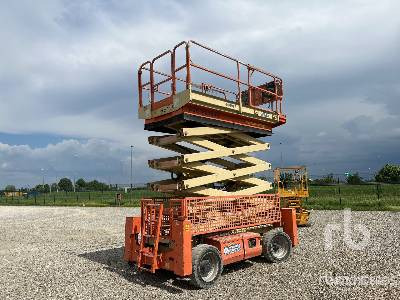 JLG 4069LE Electric - Samohybná plošiny: obrázok 4 JLG 4069LE Electric - Samohybná plošiny: obrázok 4