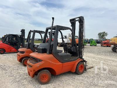LINDE H30 3000 kg (Inoperable) - Vysokozdvižný vozík: obrázok 4 LINDE H30 3000 kg (Inoperable) - Vysokozdvižný vozík: obrázok 4