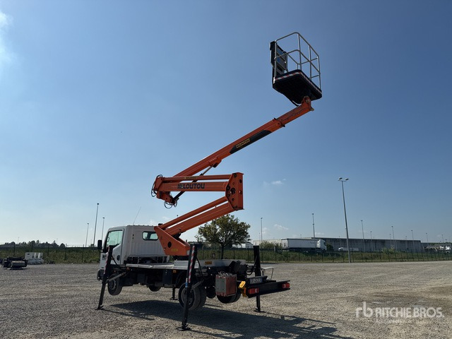 Nissan Cabstar Piattaforma autocarrata - Automobilová plošina: obrázok 4 Nissan Cabstar Piattaforma autocarrata - Automobilová plošina: obrázok 4
