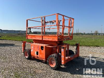 SKYJACK 4x4 Diesel - Samohybná plošiny: obrázok 2 SKYJACK 4x4 Diesel - Samohybná plošiny: obrázok 2