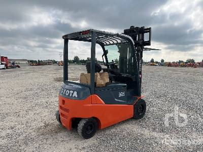 TOYOTA 8FBMT30 3000 kg - Elektrický vysokozdvižný vozík: obrázok 3 TOYOTA 8FBMT30 3000 kg - Elektrický vysokozdvižný vozík: obrázok 3