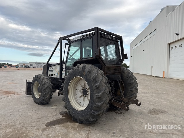 2003 Valmet 8950HI 4x4 Tracteur Agricole 4WD Tractor - Traktor: obrázok 4 2003 Valmet 8950HI 4x4 Tracteur Agricole 4WD Tractor - Traktor: obrázok 4