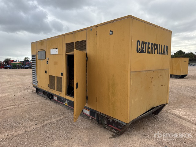2004 Cat 800F 725 kVA Containerized Stand-By ... Generator Set - Elektrický generátor: obrázok 3 2004 Cat 800F 725 kVA Containerized Stand-By ... Generator Set - Elektrický generátor: obrázok 3