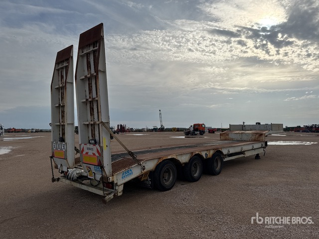 2006 Asca Demic Tri/A Semi-Remorque Porte-Engin ... Lowboy Trailer - Príves podvalník: obrázok 3 2006 Asca Demic Tri/A Semi-Remorque Porte-Engin ... Lowboy Trailer - Príves podvalník: obrázok 3