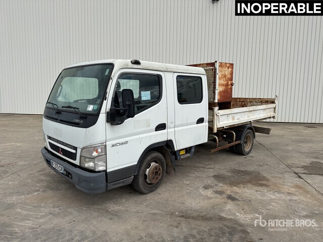 2007 Mitsubishi Canter 3C13D 4x2 Camion Benne (Inoperable) Dump Truck: Light Duty - Sklápač: obrázok 2 2007 Mitsubishi Canter 3C13D 4x2 Camion Benne (Inoperable) Dump Truck: Light Duty - Sklápač: obrázok 2