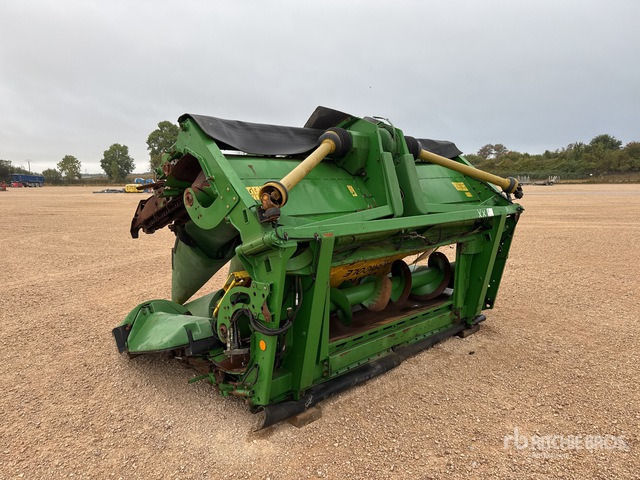 2008 John Deere 194-608CF-JD Cueilleur A Mais 8 Rangs 8 Row Corn Combine Harvester - Kukuričný adaptér: obrázok 3 2008 John Deere 194-608CF-JD Cueilleur A Mais 8 Rangs 8 Row Corn Combine Harvester - Kukuričný adaptér: obrázok 3