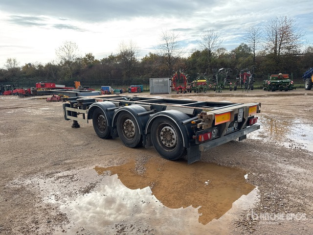 2010 Fruehauf T38NOTM2TEA Tri/A Semi-Remorque Porte-Conte ... Container Trailer - Príves preprava kontajnerov/ Výmenná nadstavba: obrázok 2 2010 Fruehauf T38NOTM2TEA Tri/A Semi-Remorque Porte-Conte ... Container Trailer - Príves preprava kontajnerov/ Výmenná nadstavba: obrázok 2