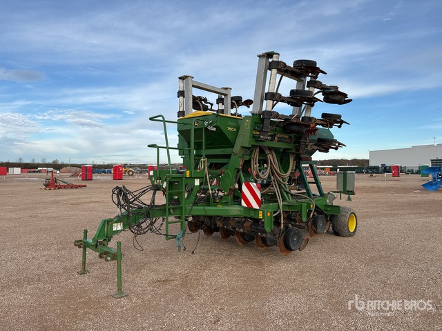 2011 John Deere 750A 6 m Semi-Mount Semoir Simplifie ... Air Seeder - Univerzálny sejací stroj: obrázok 1 2011 John Deere 750A 6 m Semi-Mount Semoir Simplifie ... Air Seeder - Univerzálny sejací stroj: obrázok 1