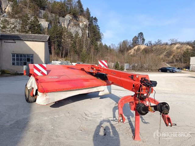 2011 Kuhn FC303GL 3000 mm Trailed Mower Conditioner - Kosačka: obrázok 2 2011 Kuhn FC303GL 3000 mm Trailed Mower Conditioner - Kosačka: obrázok 2