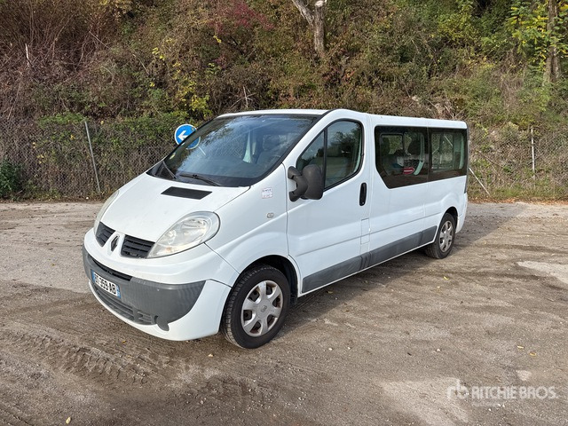2011 Renault Trafic Minibus Minivan - Mikrobus: obrázok 1 2011 Renault Trafic Minibus Minivan - Mikrobus: obrázok 1