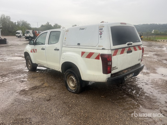 2013 Isuzu D-MAX 4x4 Dual Cab (Inoperable) Pickup - Pick-up: obrázok 3 2013 Isuzu D-MAX 4x4 Dual Cab (Inoperable) Pickup - Pick-up: obrázok 3