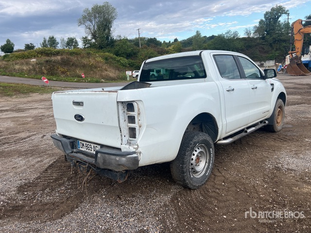 2014 Ford Ranger 2.2 Limited 4x4 Dual Cab (Inoperable) Pickup - Pick-up: obrázok 3 2014 Ford Ranger 2.2 Limited 4x4 Dual Cab (Inoperable) Pickup - Pick-up: obrázok 3
