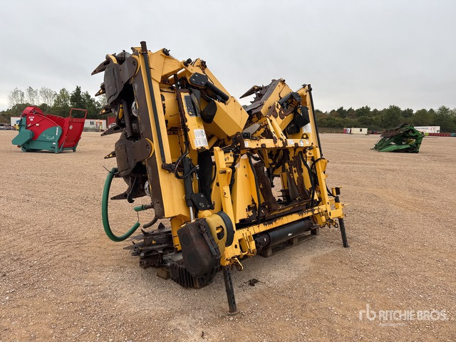 2014 New Holland 750SFIE Bec A Mais 10 Rangs 10 Row Corn Forage Harvester Header - Kukuričný adaptér: obrázok 3 2014 New Holland 750SFIE Bec A Mais 10 Rangs 10 Row Corn Forage Harvester Header - Kukuričný adaptér: obrázok 3