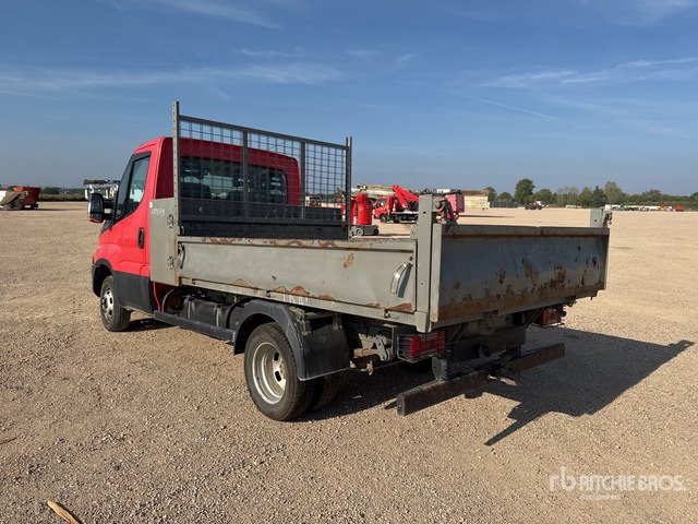 2016 Iveco 35-130 Camion Benne (Inoperable) Dump Truck: Light Duty - Dodávka sklápač: obrázok 4 2016 Iveco 35-130 Camion Benne (Inoperable) Dump Truck: Light Duty - Dodávka sklápač: obrázok 4