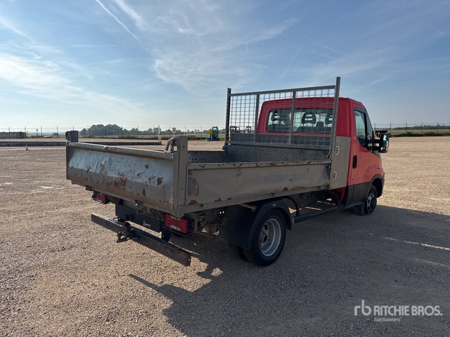 2016 Iveco 35-130 Camion Benne (Inoperable) Dump Truck: Light Duty - Dodávka sklápač: obrázok 3 2016 Iveco 35-130 Camion Benne (Inoperable) Dump Truck: Light Duty - Dodávka sklápač: obrázok 3