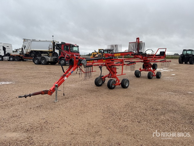 2016 Kuhn GA6632 6.6 m Semi-Mount 2 Rotor Andaineuse Hay Rake - Obracač sena: obrázok 2 2016 Kuhn GA6632 6.6 m Semi-Mount 2 Rotor Andaineuse Hay Rake - Obracač sena: obrázok 2